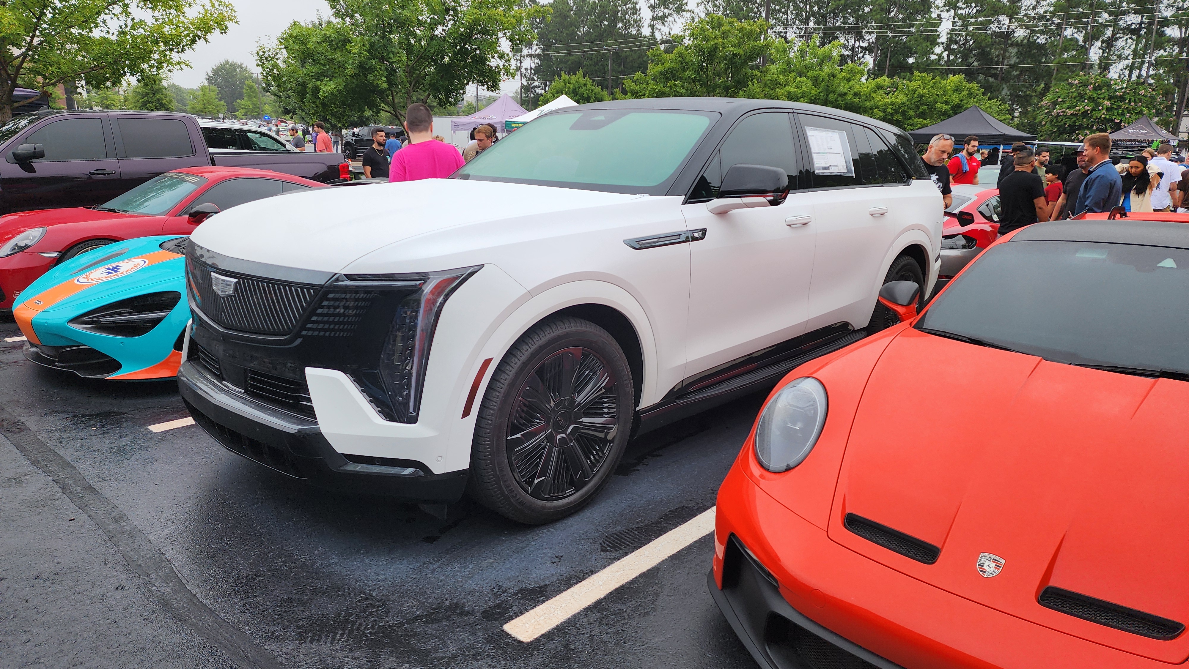 MGB GT in British Racing Green