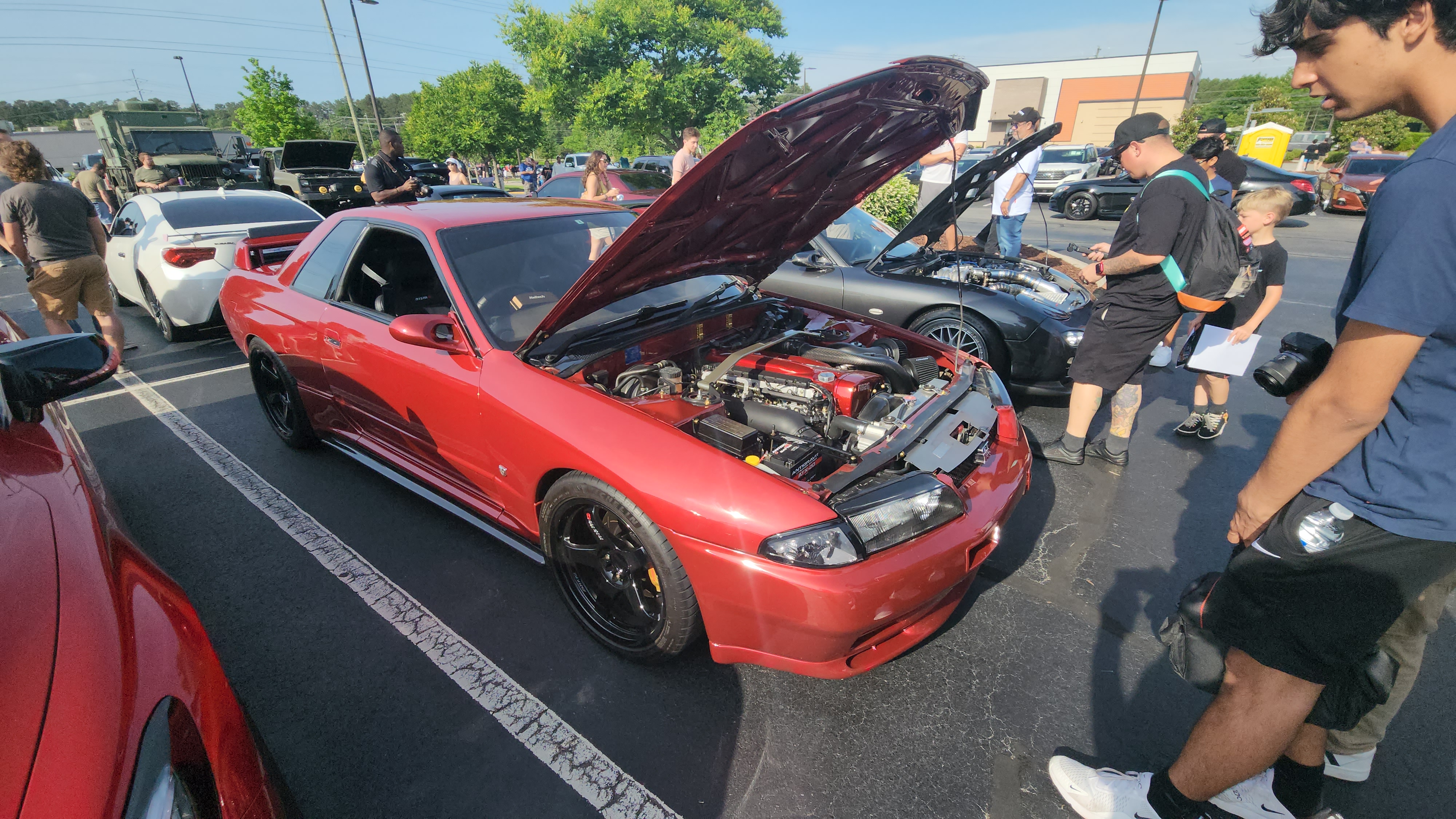 Nissan Skyline GT-R R32 engine/front detail
